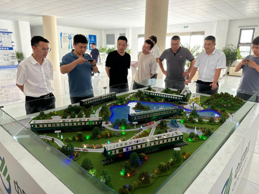 攜手寶鋼再合作 共敘未來謀發(fā)展——華東公司客車個(gè)性化裝飾業(yè)務(wù)再獲新訂單